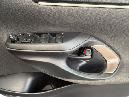 2020 Toyota Yaris - photo 17
