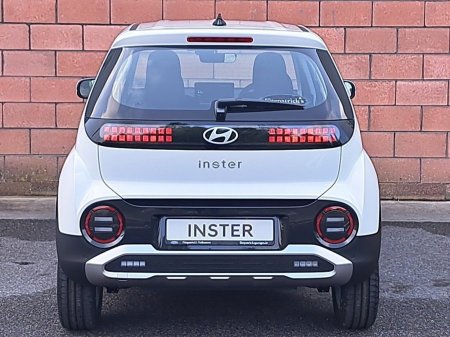 2027 Hyundai INSTER - photo 7