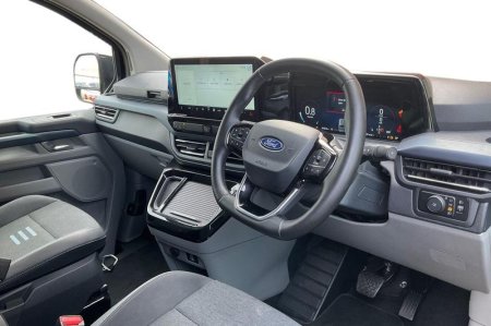 2025 Ford Tourneo Custom - photo 14