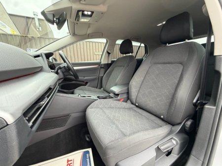 2023 Volkswagen Golf - photo 9