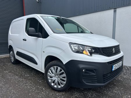 2022 Peugeot Partner