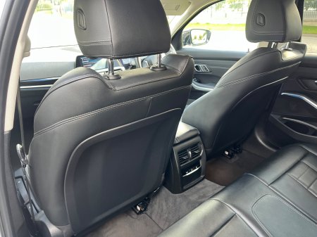 2021 BMW 3-Series - photo 42