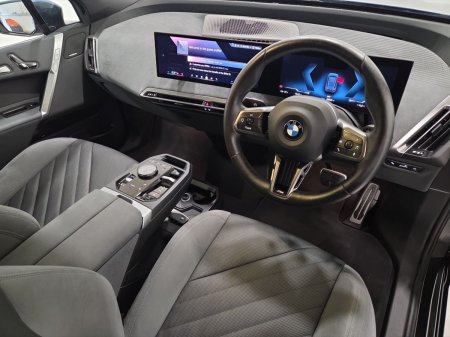2025 BMW iX - photo 6