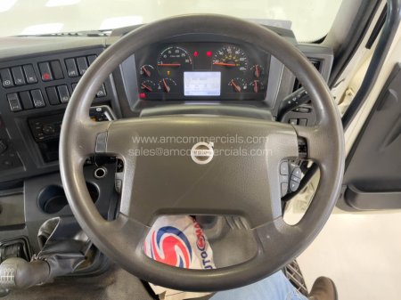 2021 Volvo FL 250 Skip Loader - photo 22