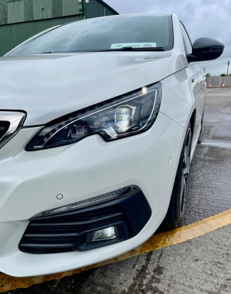 2018 Peugeot 308 - photo 9