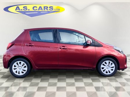 2015 Toyota Yaris - photo 5