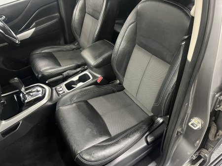 2021 Nissan Navara - photo 10
