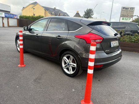 2015 Ford Focus - photo 4