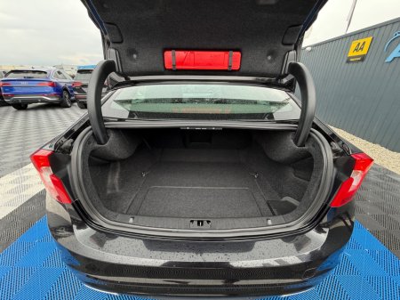 2018 Volvo S60 - photo 33