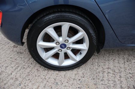 2019 Ford Fiesta - photo 27