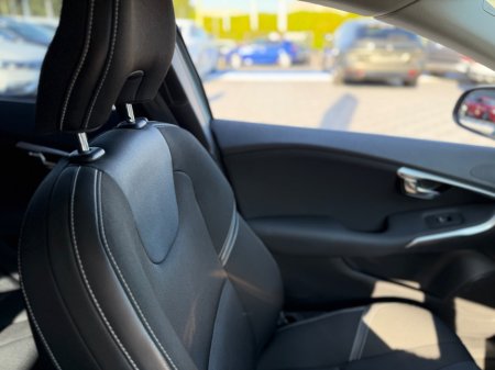 2019 Volvo V40 - photo 29