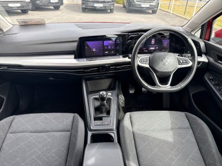 2024 Volkswagen Golf - photo 8