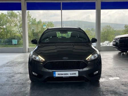 2016 Ford Focus - photo 2