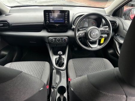 2022 Toyota Yaris - photo 21