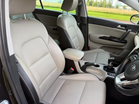 2020 Kia Sportage - photo 13