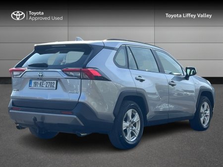 2019 Toyota RAV4 - photo 2