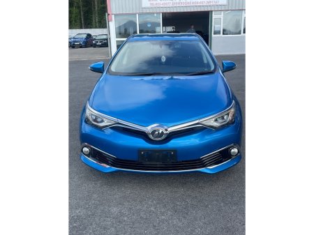 2015 Toyota Auris - photo 2