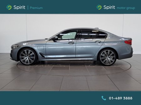 2018 BMW 5-Series - photo 6