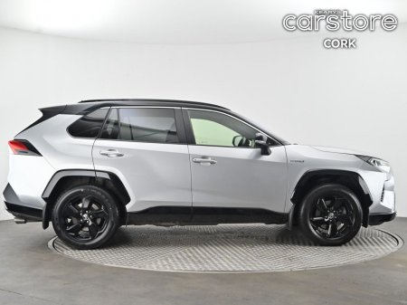 2021 Toyota RAV4 - photo 2