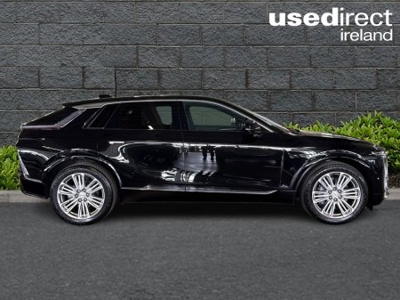 2025 Cadillac Lyriq - photo 3