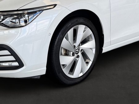 2022 Volkswagen Golf - photo 10