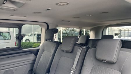 2025 Ford Transit Custom - photo 8