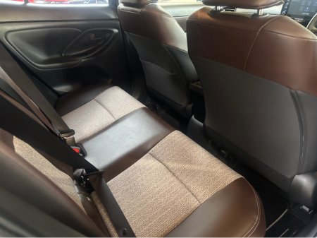 2021 Toyota Yaris Cross - photo 2