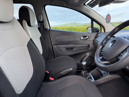 2019 Renault Captur - photo 12