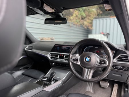 2021 BMW 3-Series - photo 15