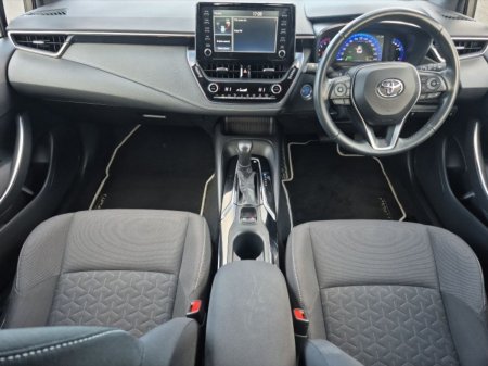 2023 Toyota Corolla - photo 2