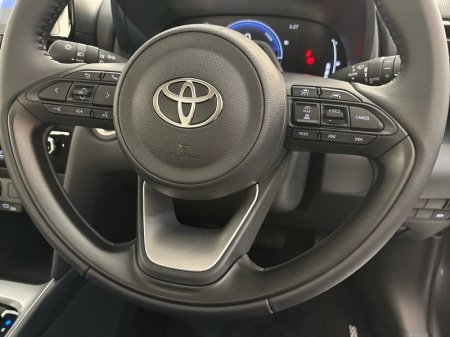 2026 Toyota Yaris Cross - photo 13