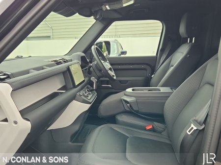 2025 Land Rover Defender - photo 3