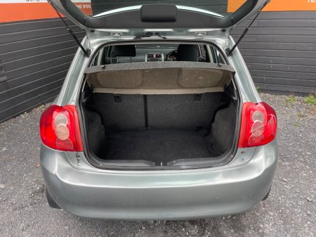 2010 Toyota Auris - photo 18