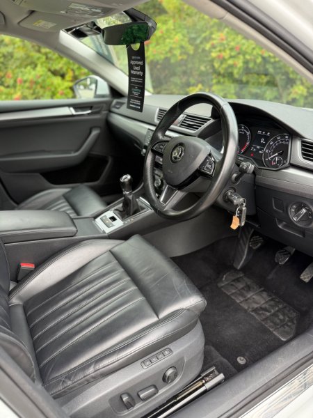 2018 Skoda Superb - photo 15