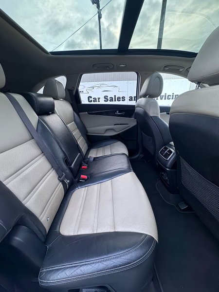 2017 Kia Sorento - photo 17