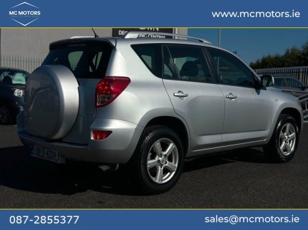 2009 Toyota RAV4 - photo 5