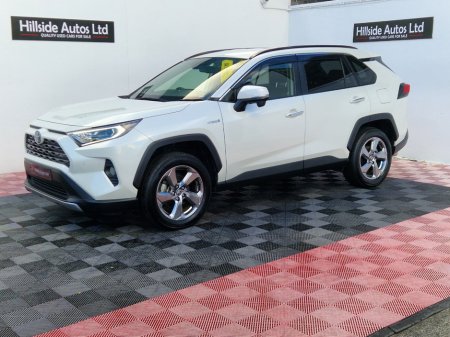 2019 Toyota RAV4 - photo 4