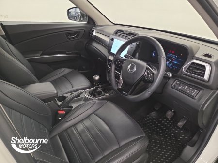 2024 KGM Tivoli - photo 8