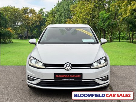 2019 Volkswagen Golf - photo 2
