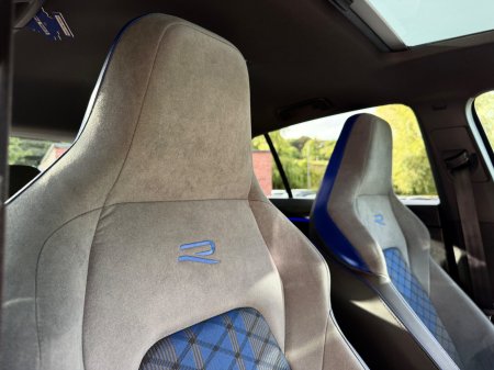 2021 Volkswagen Golf - photo 15