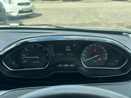 2017 Peugeot 208 - photo 19