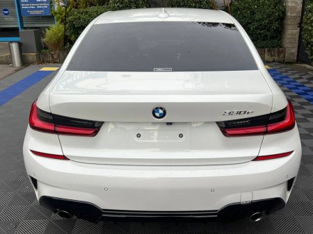 2021 BMW 3-Series - photo 17