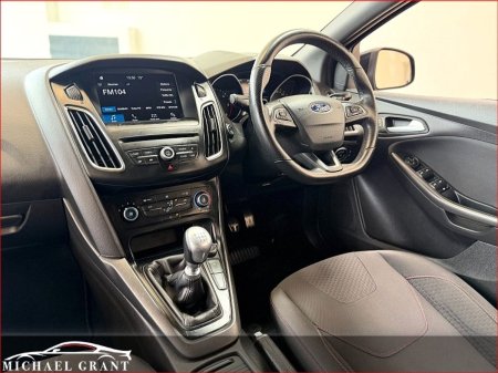 2018 Ford Focus - photo 19