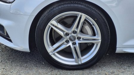 2017 Audi A4 - photo 6