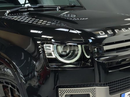 2025 Land Rover Defender - photo 3
