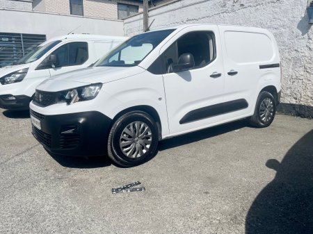 2022 Peugeot Partner - photo 26