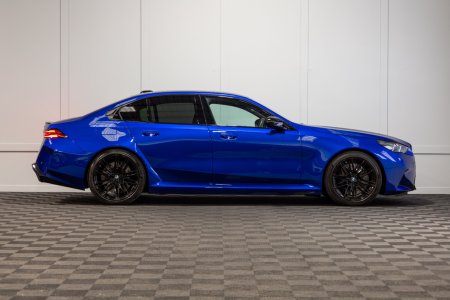 2026 BMW M5 - photo 6