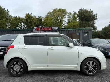 2010 Suzuki Swift - photo 4
