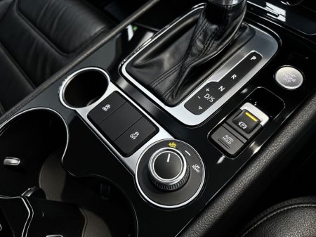 2018 Volkswagen Touareg - photo 23