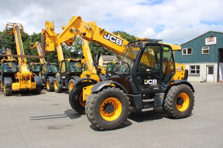 0 JCB 